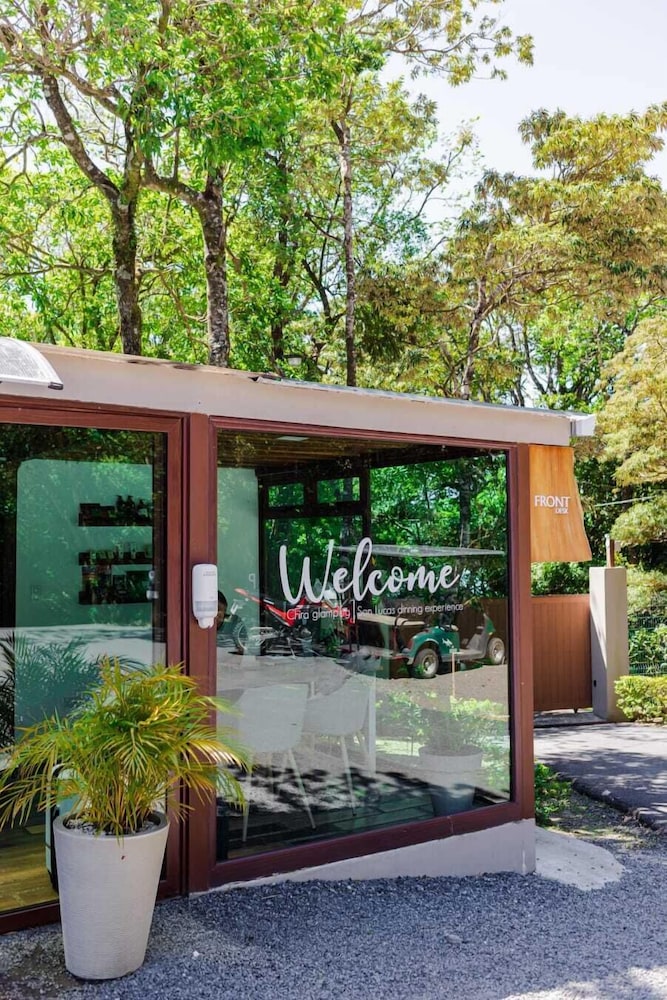 Chira Glamping Monteverde 3/50