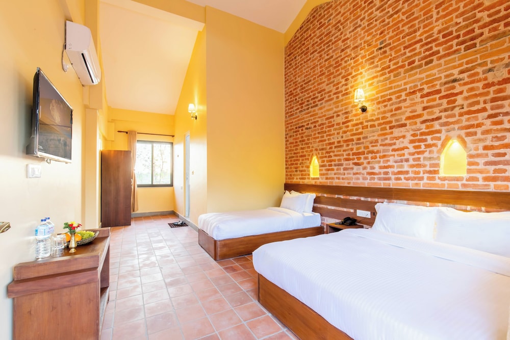 Badreni Jungle Resort (P.) Ltd 18/48