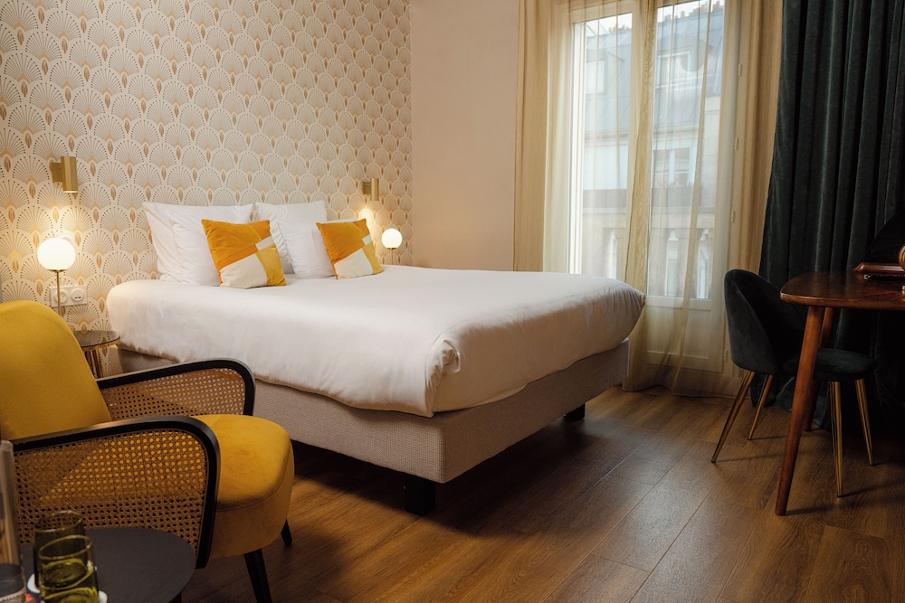 SUPERIOR, DOUBLE BED