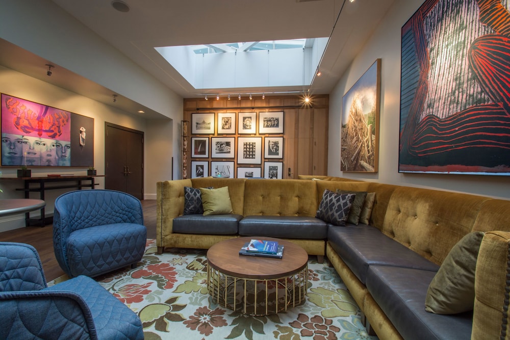 Hotel Lucia 34/43