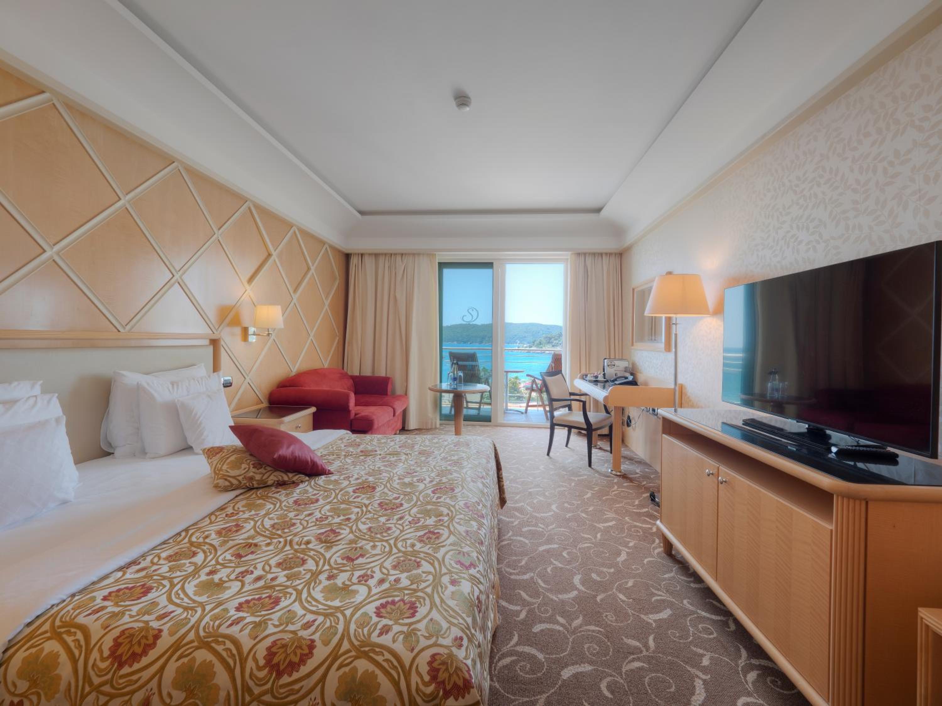 Superior, King Bed, Sea View