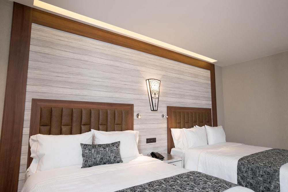 Hotel Ronda Minerva 13/62