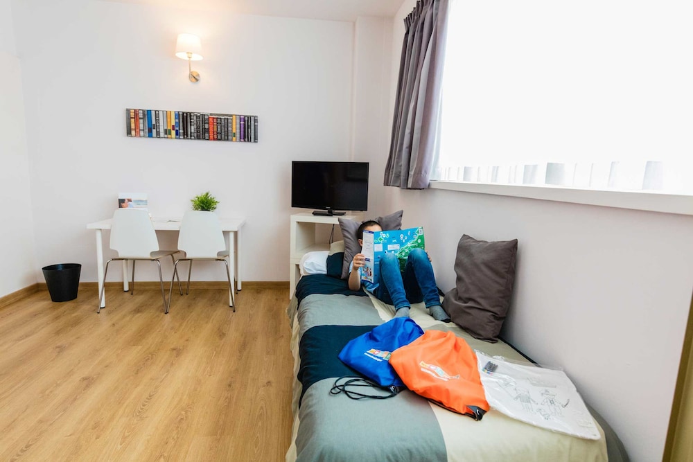 Aparthotel Atenea Barcelona 49/78