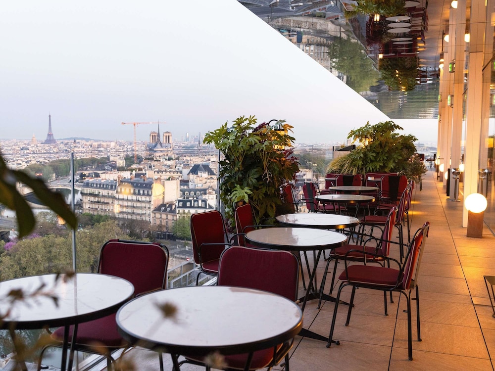 SO/ PARIS 35/50