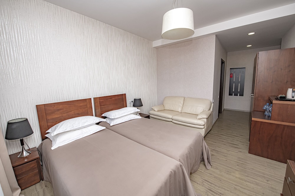Hotel and SPA Crystal 11/50