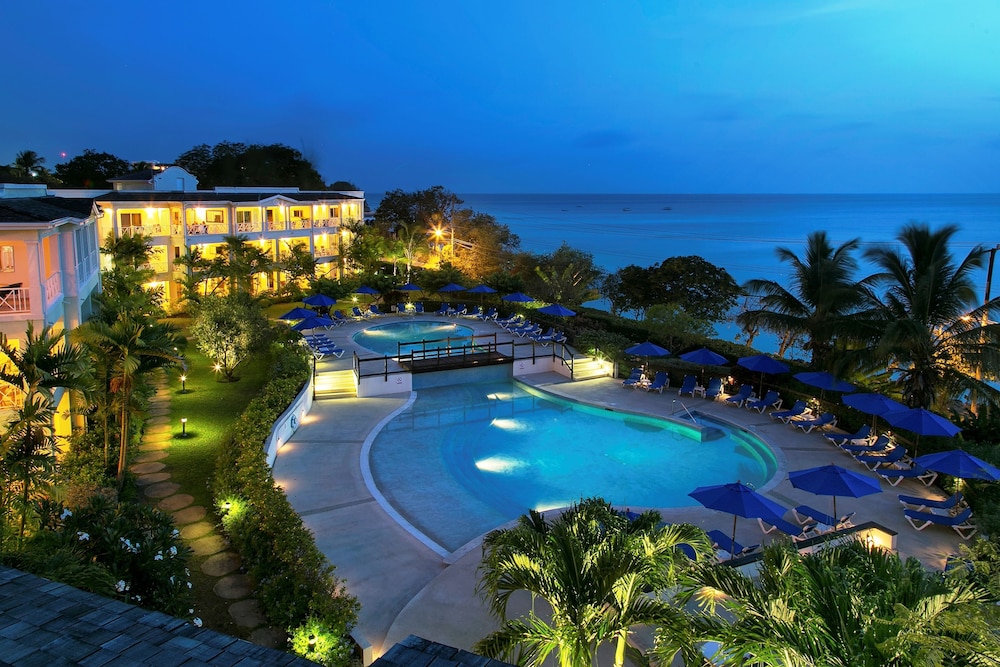 Beach View Hotel 50/50