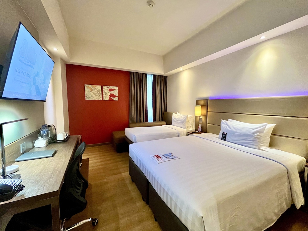 Bigland Sentul Hotel and Convention (ex Olympic Renotel Sentul) 15/50