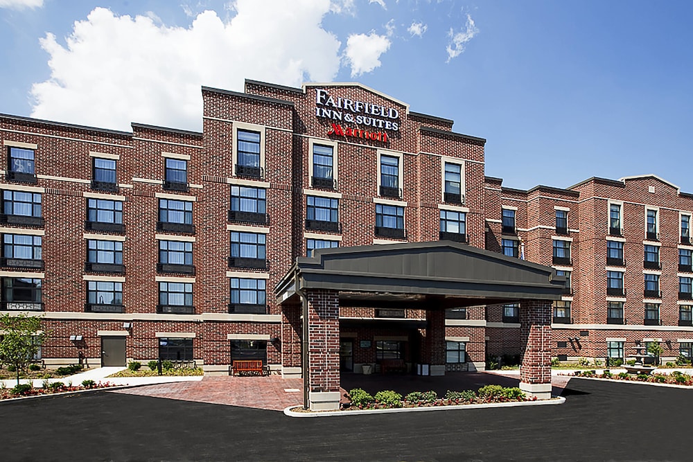 Fairfield Inn Suites South Bend At Notre Dame 1/34