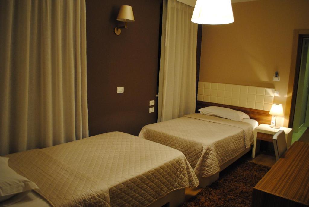 HOTEL VILA 60 7/15