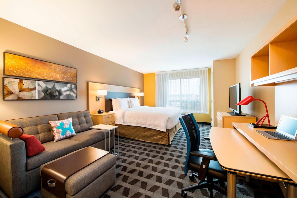 Towneplace Suites Red Deer 21/37