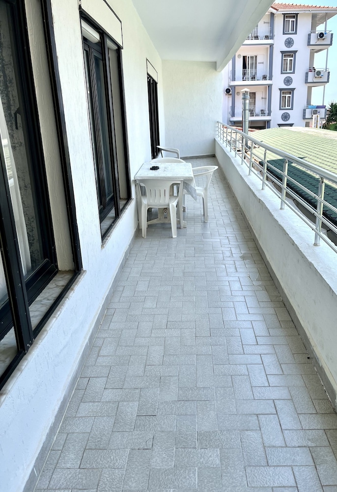 Delphin Apart Hotel 65/72