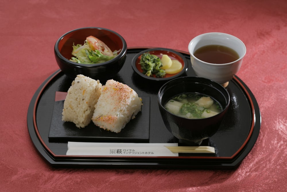 Hagi Royal Intelligent Hotel 17/43
