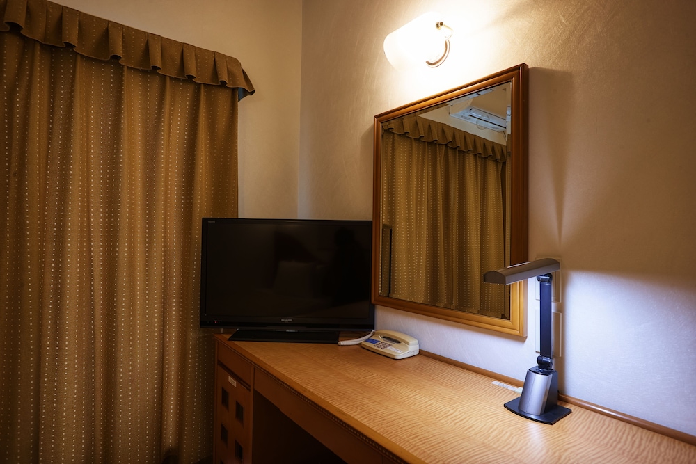 Naha Beach Side Hotel 61/71