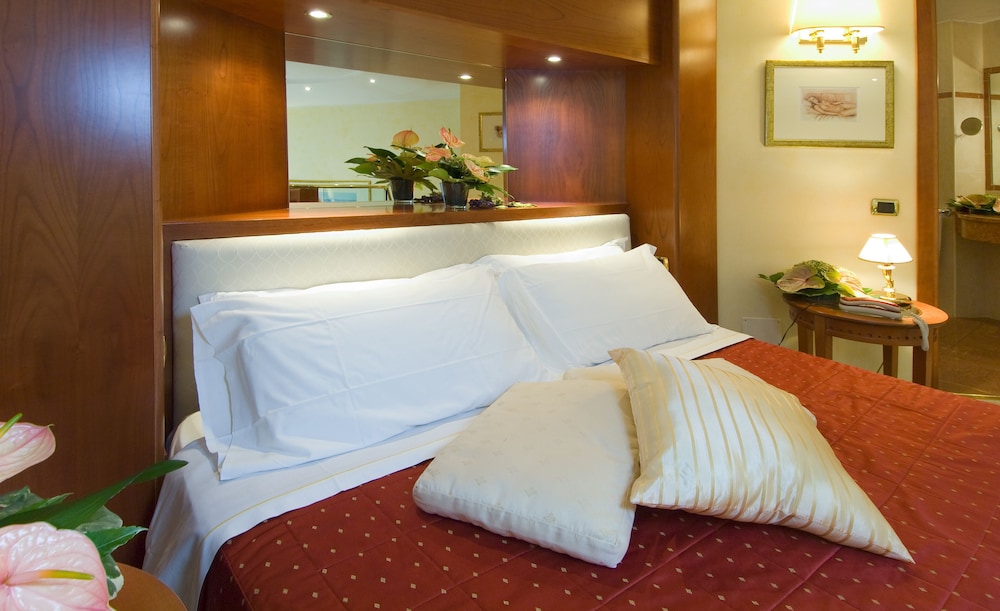 As Hotel Monza 30/56