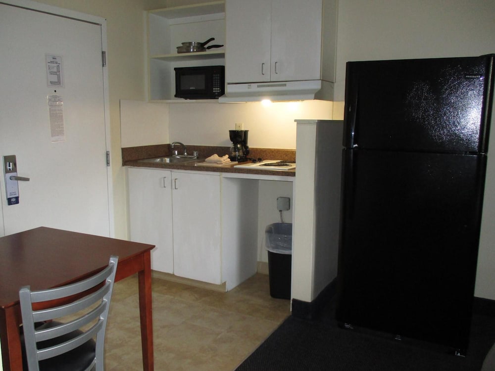 Motel6 Richmond, VA - I-64 West 10/58