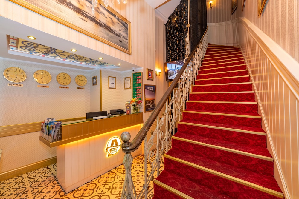 Alpek Hotel 22/67