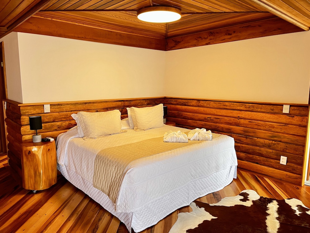 Premium, Suite, King Bed, Hydromassage