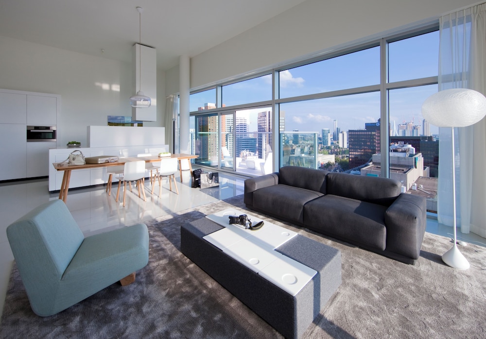 Urban Residences 32/50