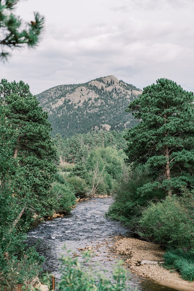 The Landing at Estes Park - Riverside Retreat 66/77