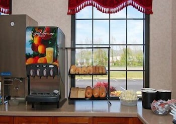 Comfort Inn Marion NC 18/31