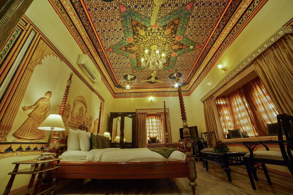 Chunda Palace 13/49