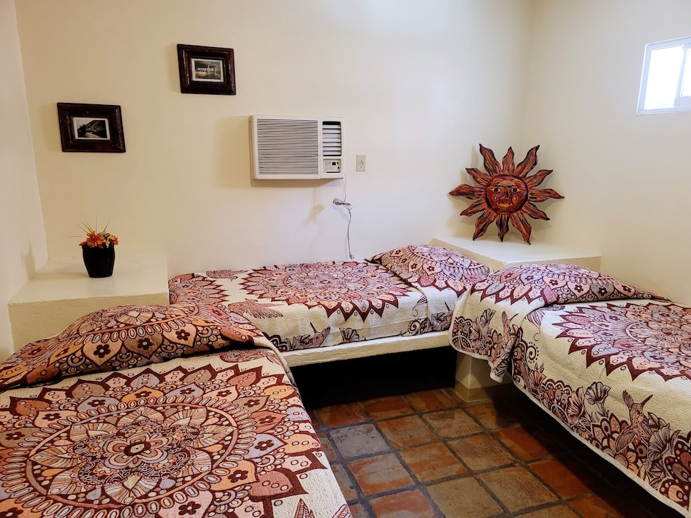 Cabo Inn Hotel 28/61