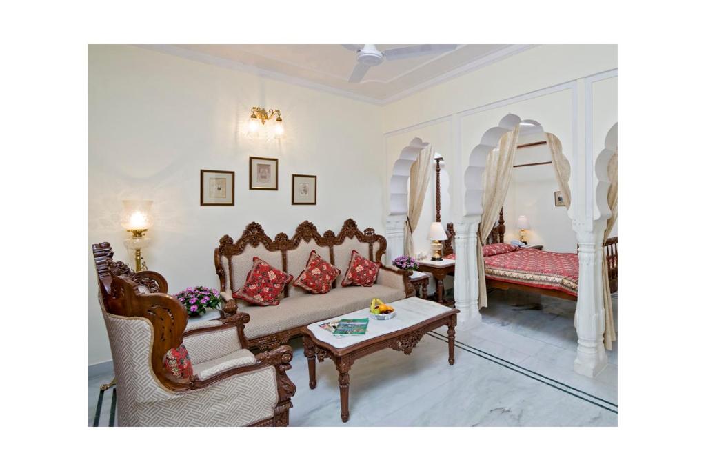 جناح، Mandawa Haveli 4/4