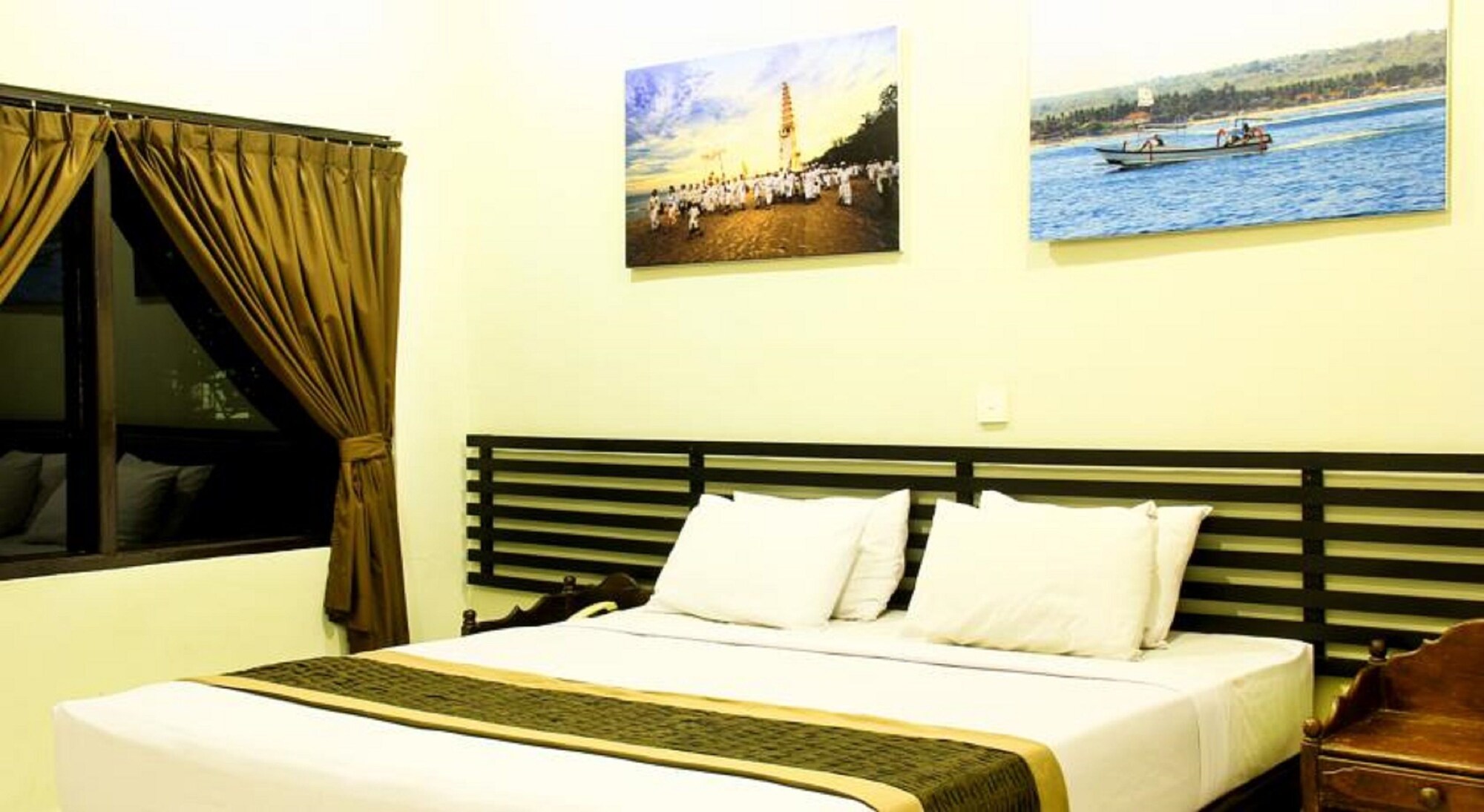 STANDARD, DOUBLE OR TWIN BED