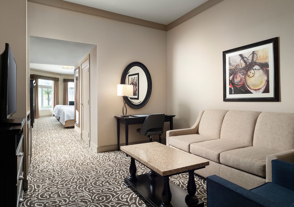 West Inn And Suites 37/55