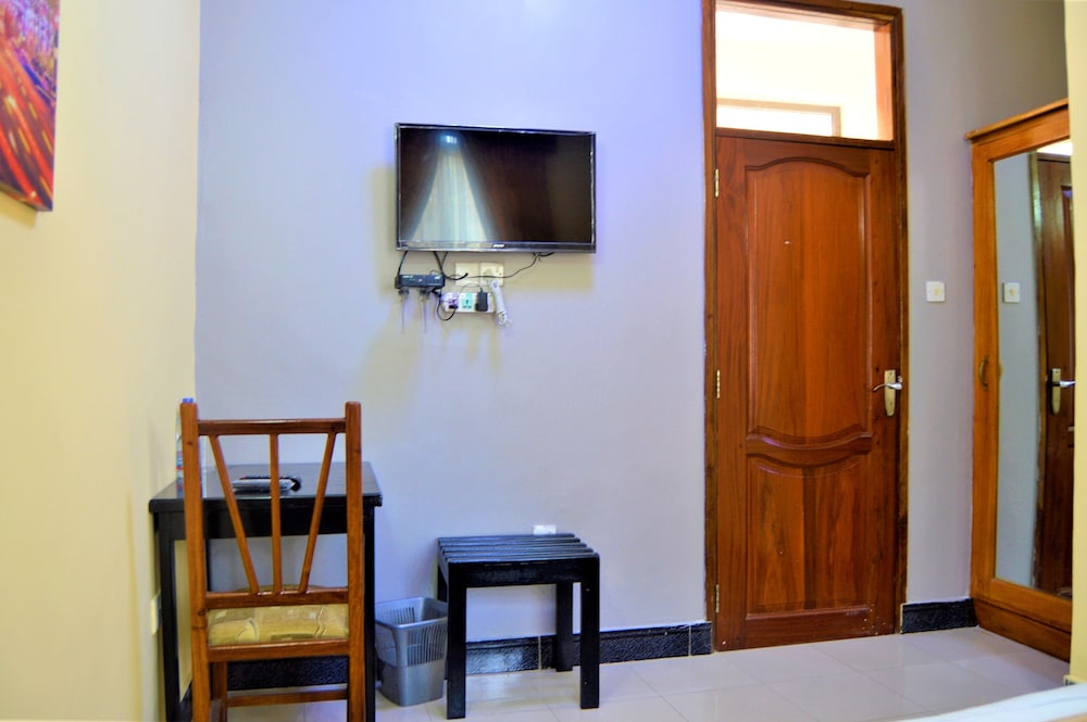M Hotel Mbezi 31/71