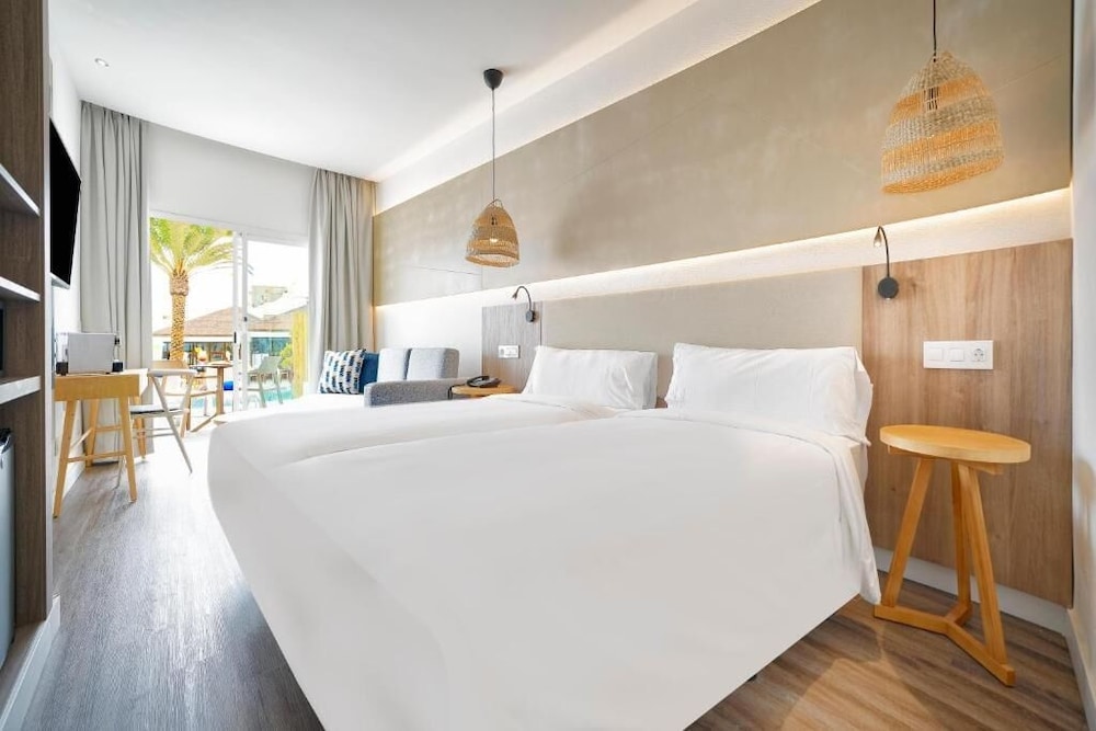 BLUESEA Golden Beach 7/47