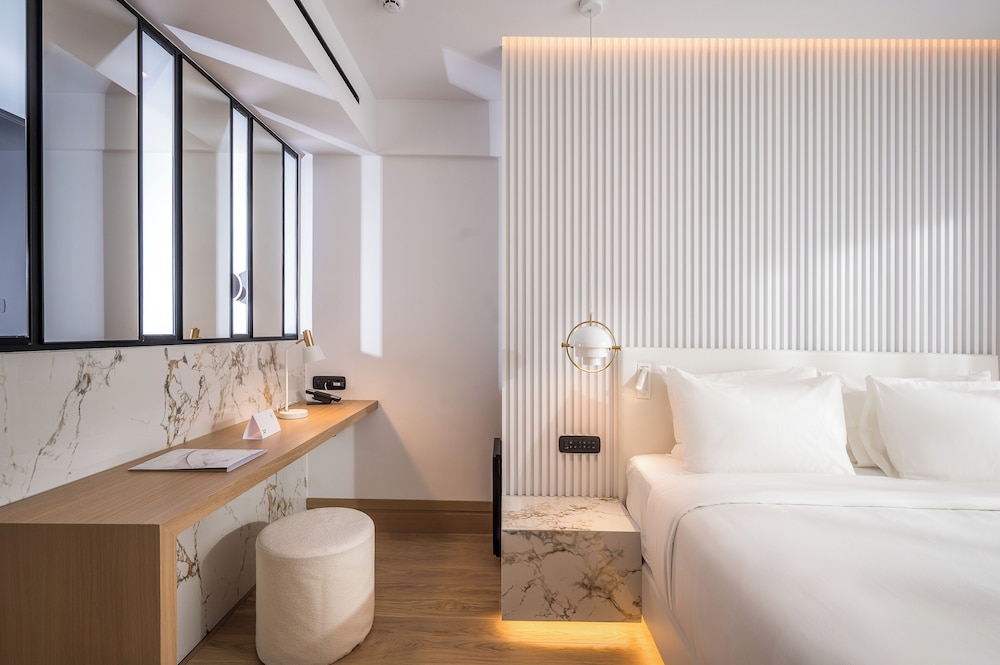 Ethereal White Resort Hotel & Spa Adults Only 16+ 79/81