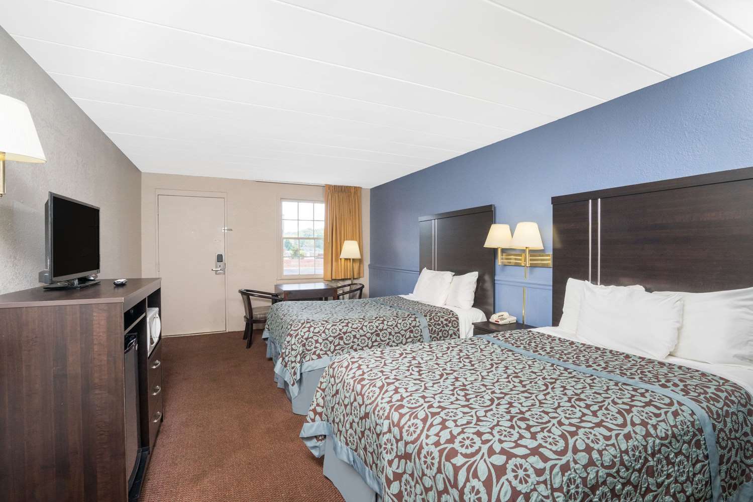 Days Inn By Wyndham Lincolnton 10/29