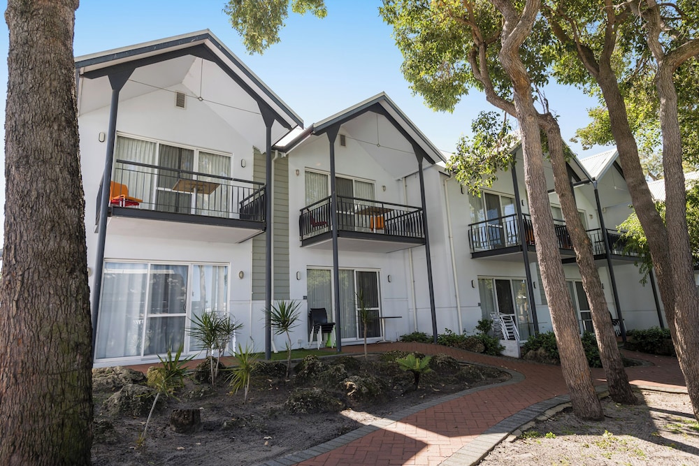 MANDURAH QUAY RESORT 2/72
