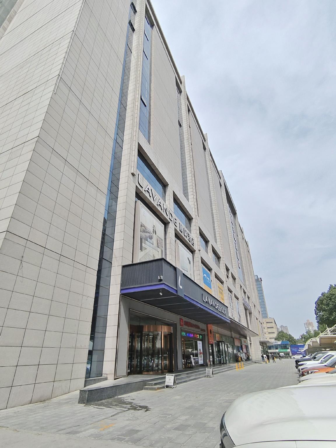lavandehotels (Hu Jiamiao subway station Kangfu Road Xi 'an) 36/40