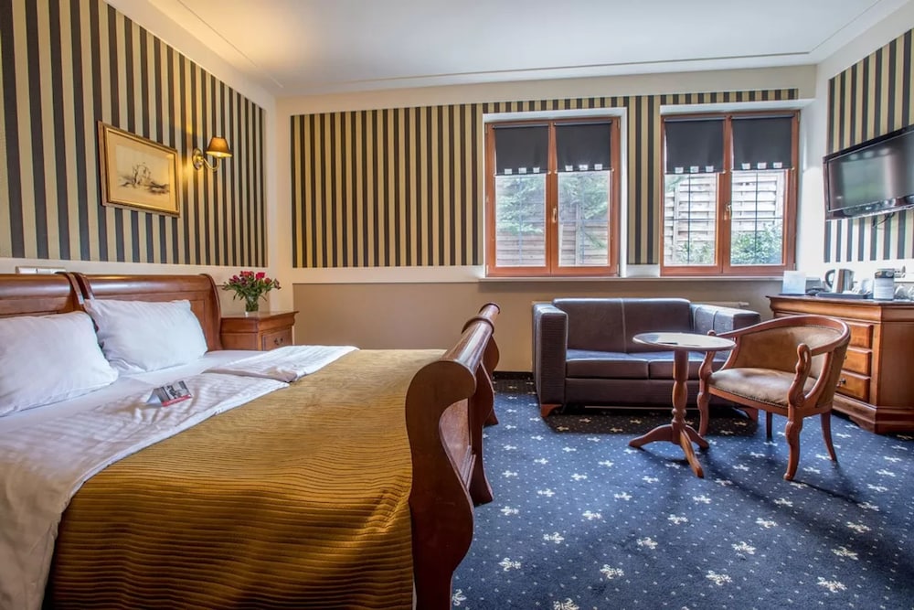 Hotel Diament Bella Notte Katowice Chorzow 27/72