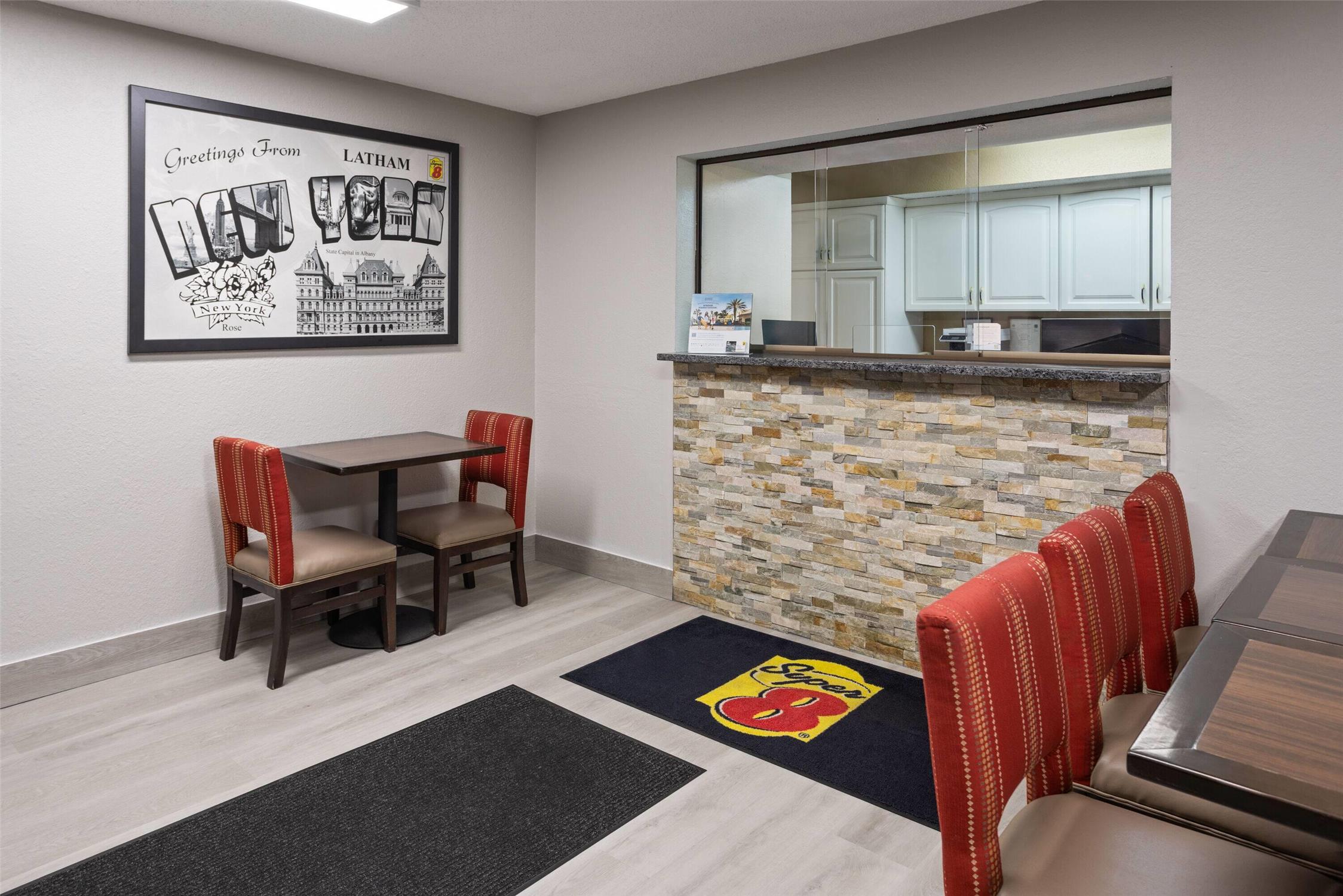 Super 8 by Wyndham Latham/Albany Airport 7/36