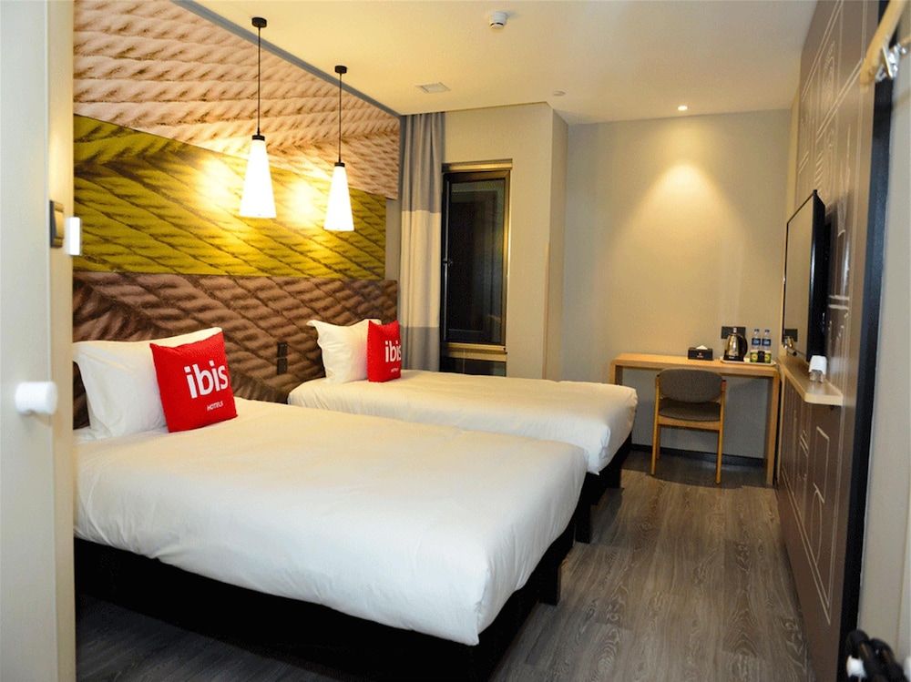 Ibis Beijing Changying 24/49