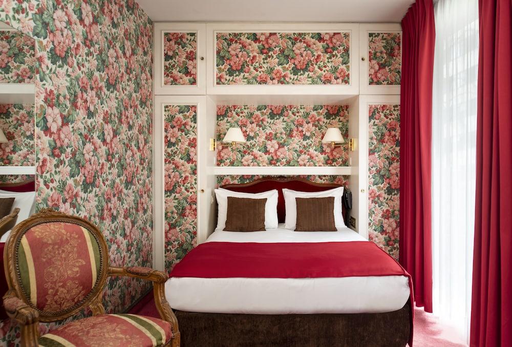 ROOM, DOUBLE BED