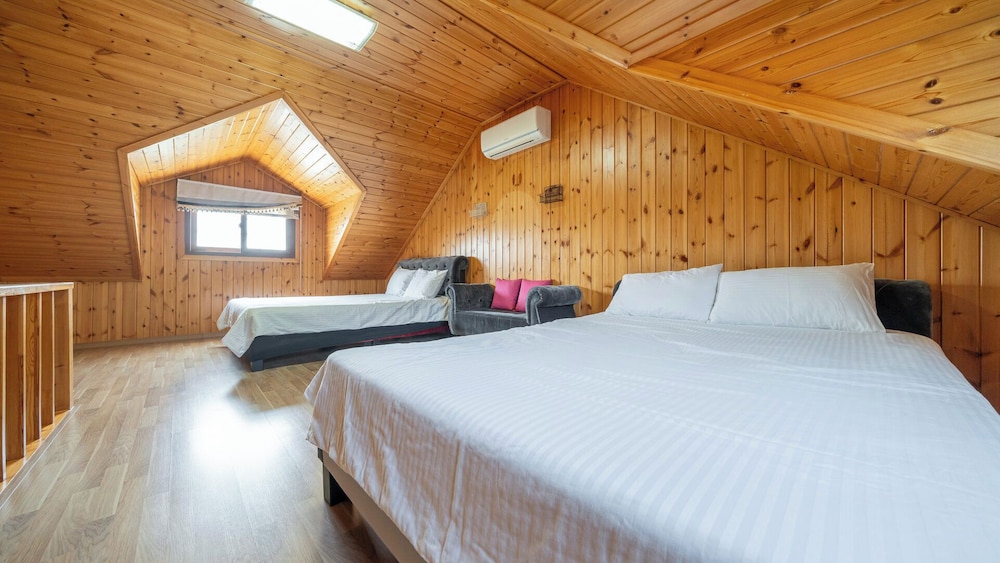 1 Bedroom, Indoyang, Spa, Basic, 2 Double Beds