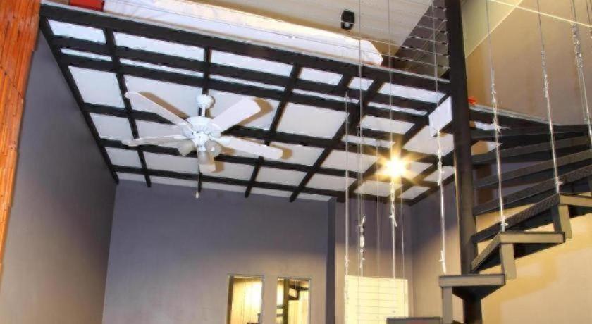 Z2 Boutique Hotel 41/56