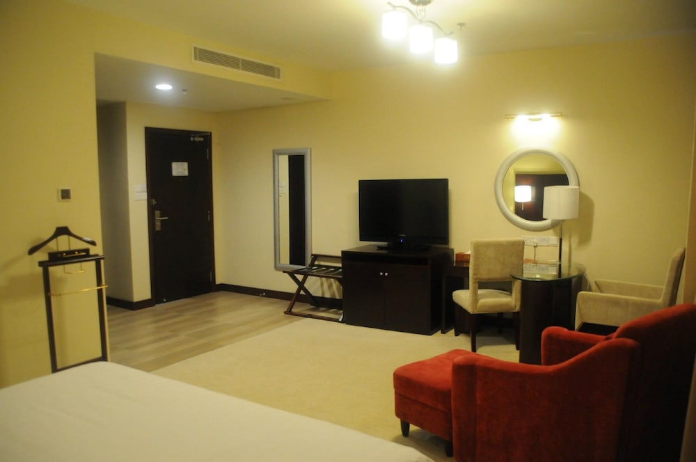 GAYA CENTRE HOTEL 28/42