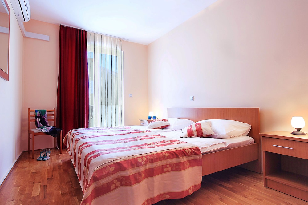 VILLA ERNA 23/61