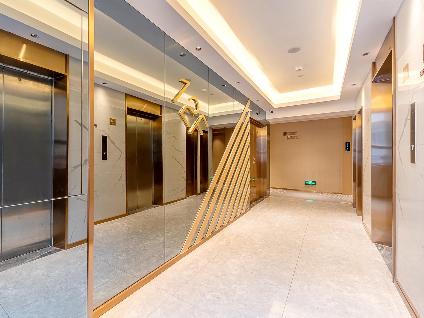 CHEERMAY HOTELS (Shenzhen Baoan Daqianli Pingzhou Subway Station) 11/28