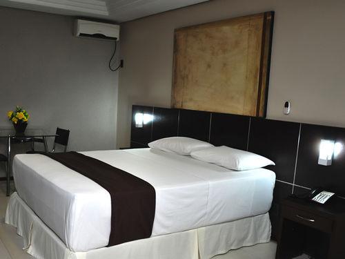 Super, Luxury