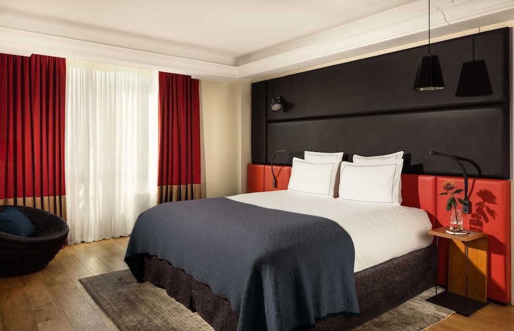 Suite Exclusive