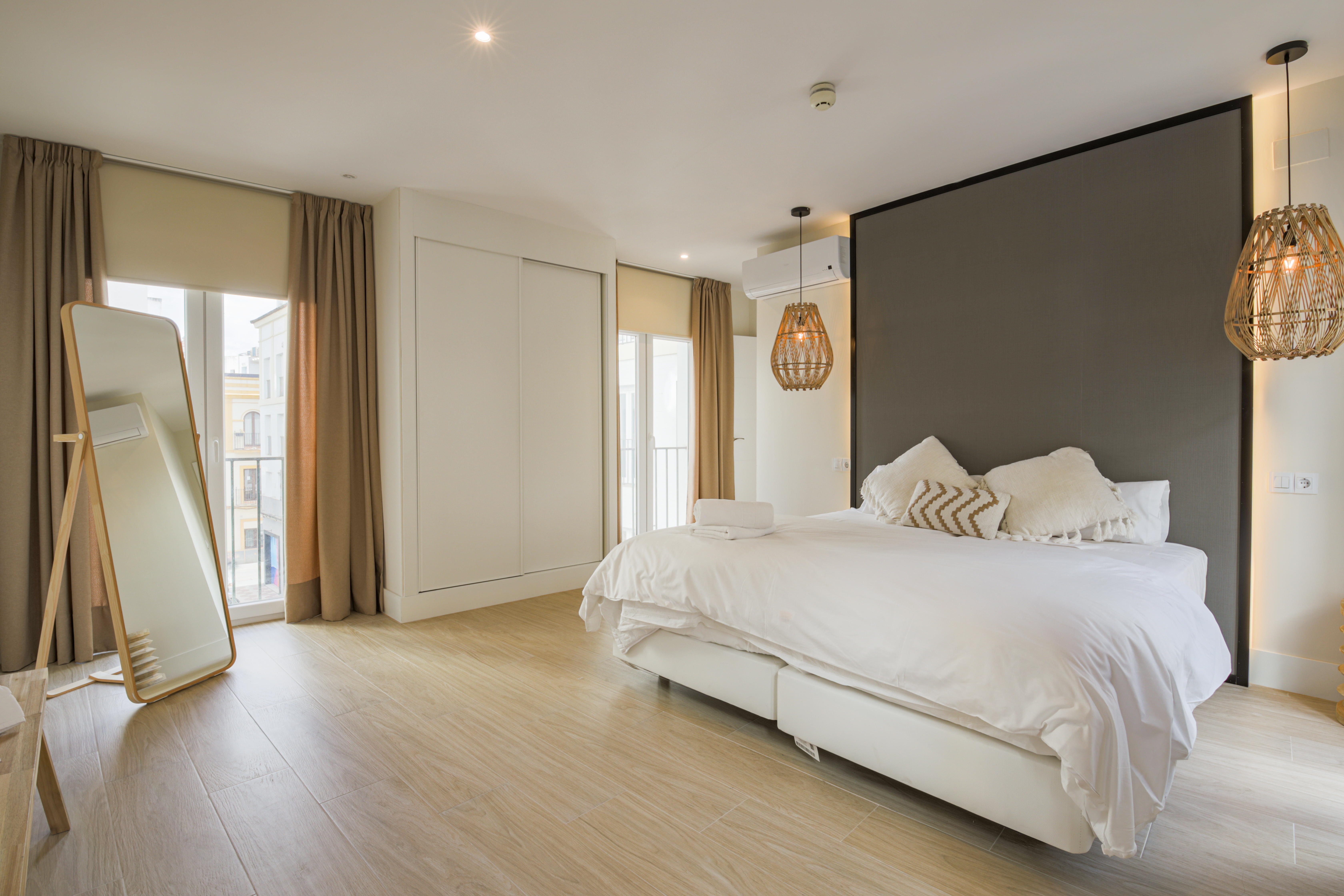 2 Bedrooms, 2 Double Beds