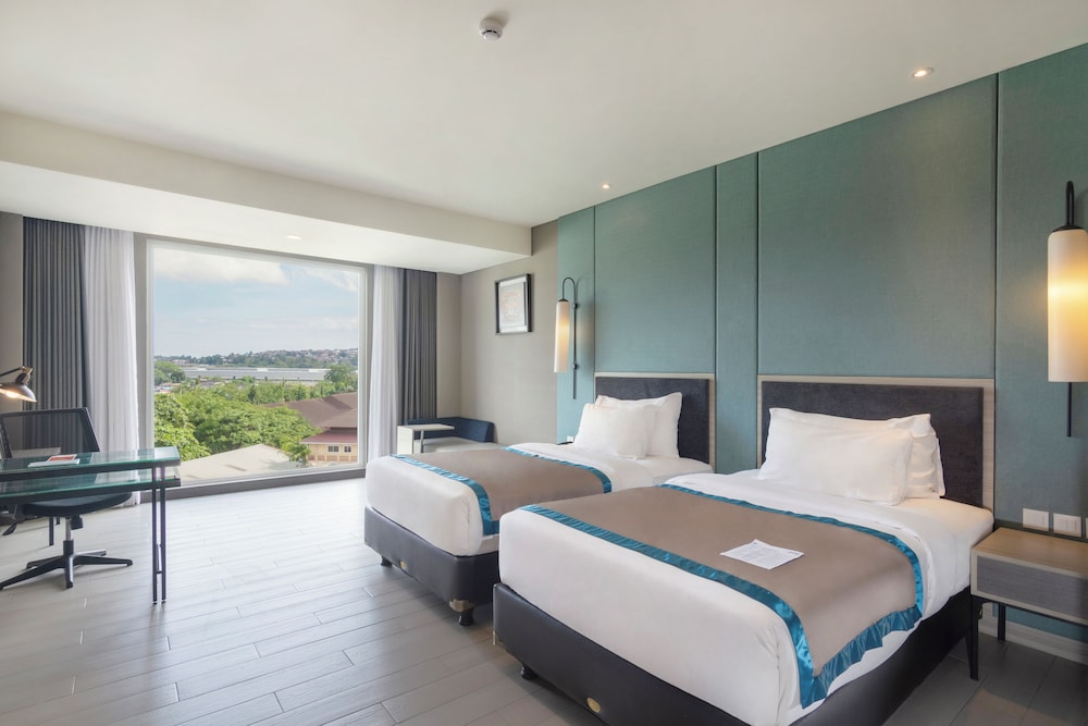 EXECUTIVE, TWIN BEDS