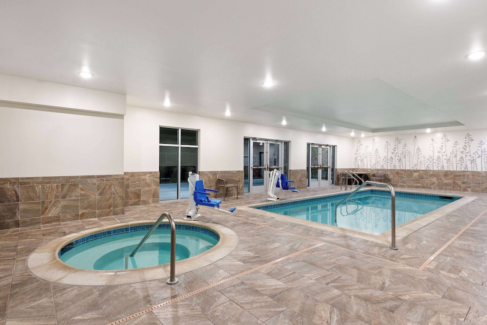 La Quinta Inn & Suites by Wyndham Wenatchee 22/34