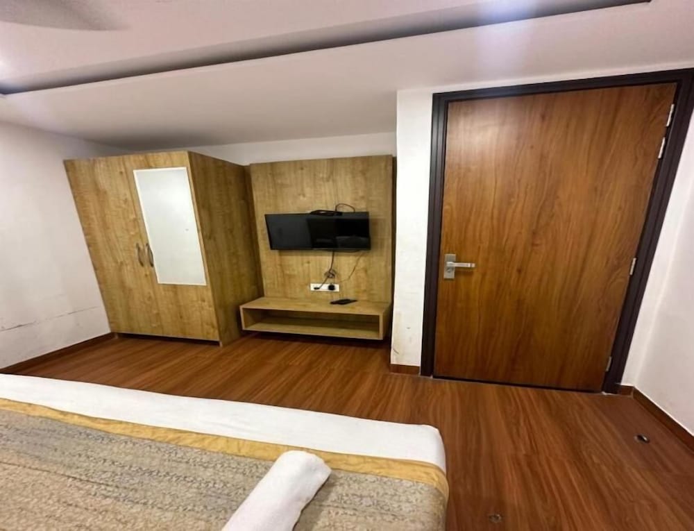HOTEL HERITAGE INN 16/58